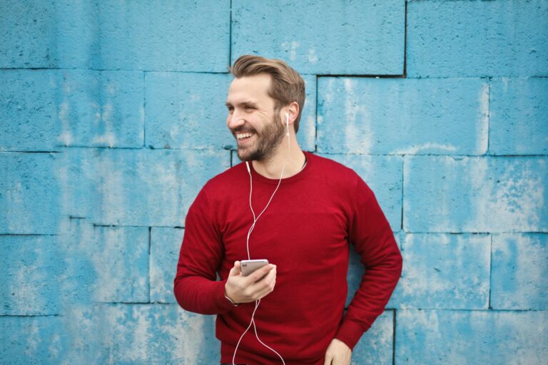 Denti con Faccette? Tutto Quello che Devi Sapere sulle Faccette Dentali
